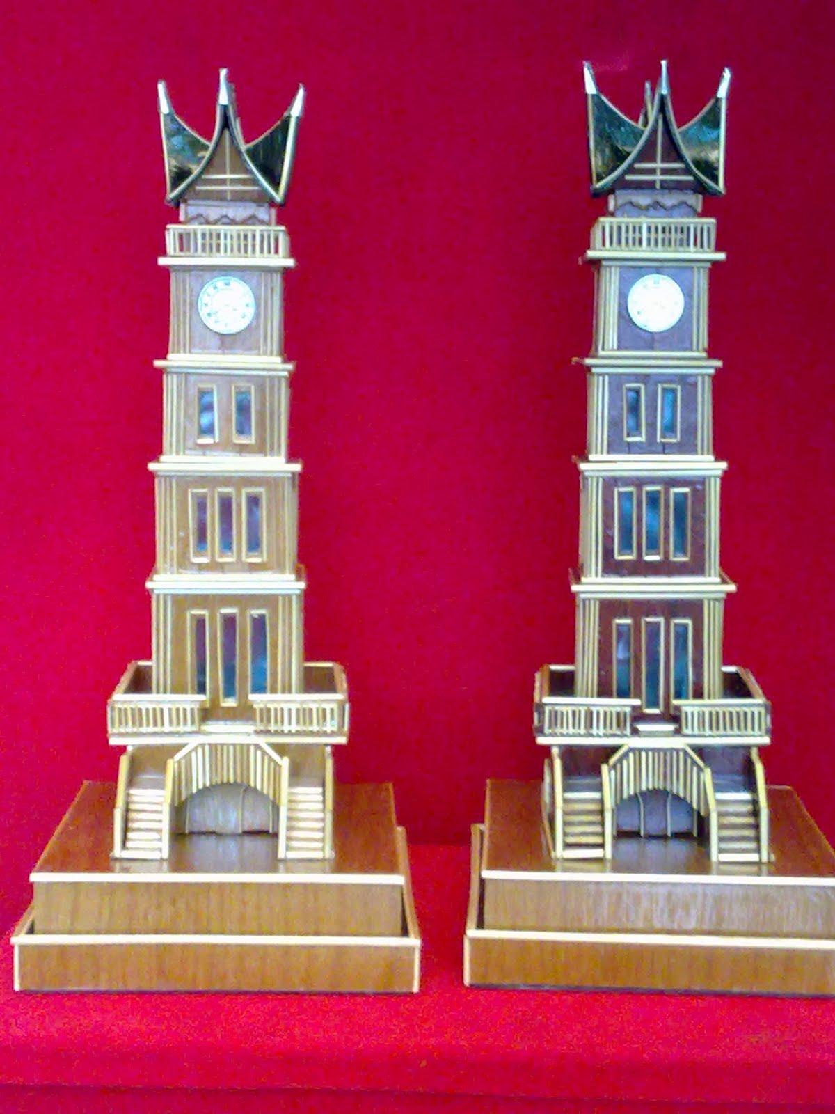 Miniatur Jam Gadang
