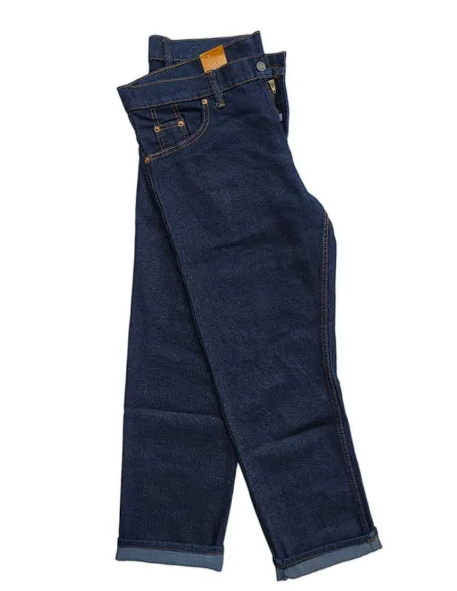 Celana Levis Wanita
