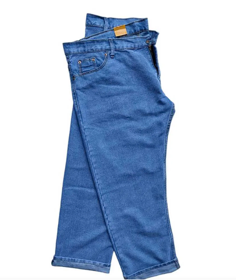 Celana Levis Wanita