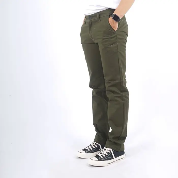 Celana Chinos